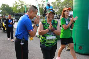 BIB: 2761
                            <button type="button" onclick="openModal(3564096)" class="btn btn-primary btn-sm float-right btn-popup" data-toggle="modal" data-target=".modal-high-quality">
                        <i class="fas fa-shopping-cart"></i> Add to Cart
                    </button>
                                            <button type="button" onclick="isThisMe(3564096, true)" class="btn btn-success btn-sm float-right btn-popup btn-isme hidden" data-toggle="tooltip" data-placement="bottom" title="นี่คือรูปของคุณใช่ไหม คลิกที่นี่เพื่อเอาเข้าอัลบั้ม">
                        <i class="fas fa-plus"></i> Add to album
                    </button>
                    <button type="button" onclick="isThisMe(3564096, false)" class="btn btn-warning btn-sm float-right btn-popup btn-isnotme hidden">
                        <i class="fas fa-ban"></i> Remove from album
                    </button>